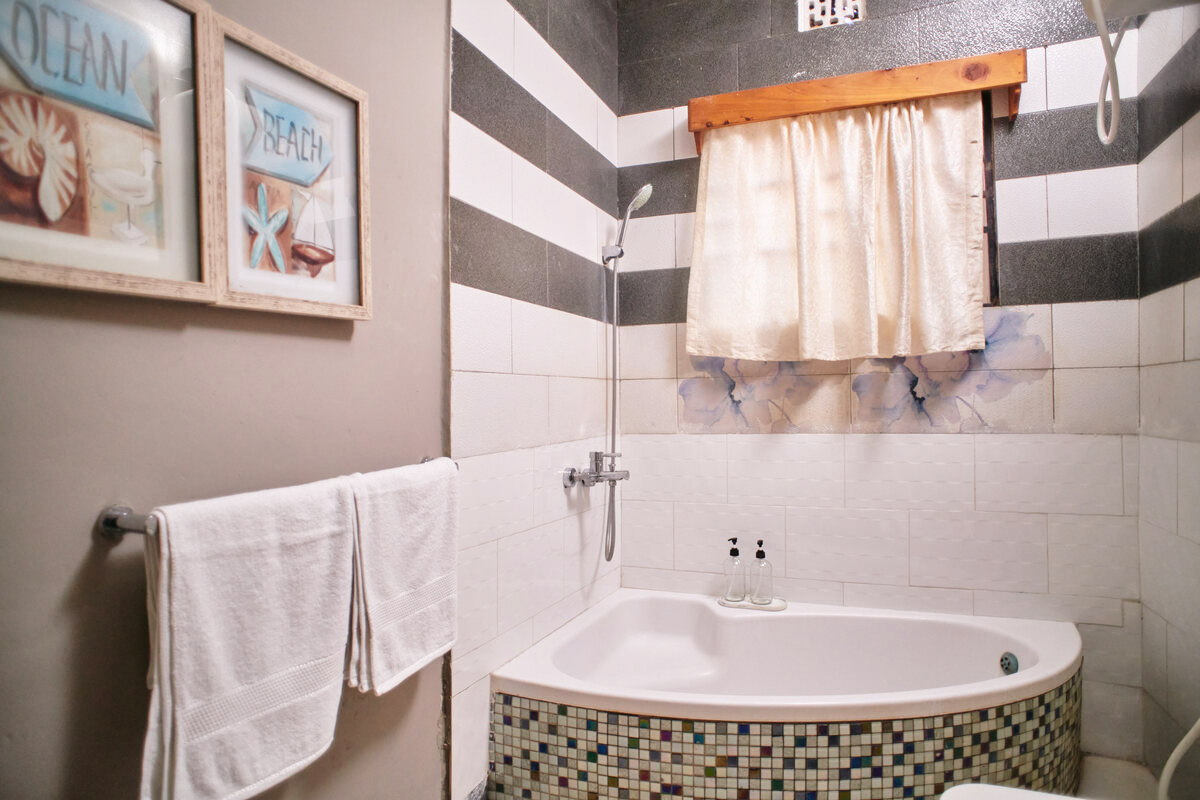 romantic vacation homes in Arusha